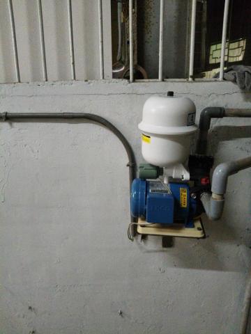 瑋成水電裝修工作室 - 施工後：按裝加壓馬達