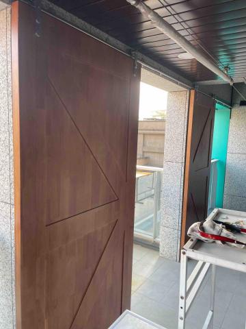 傑erry傢俱組裝 - 谷倉門