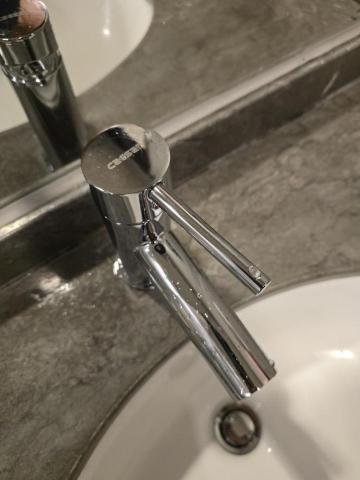 佳銓水電空調工程行 - 龍頭安裝