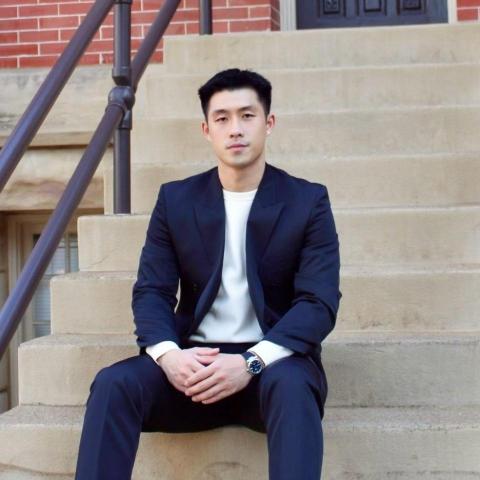 提供高壓灌注機服務的專家Matt Chen