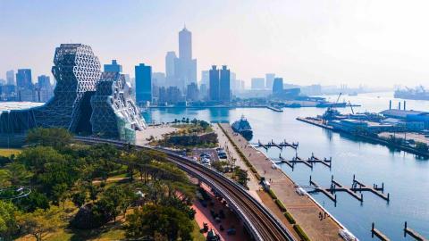 曾暐哲 - 高雄流行音樂中心-空拍