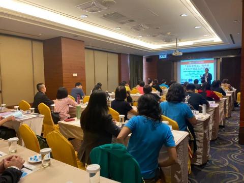 陳民欽 - 針對資方每個月舉辦的勞資講座