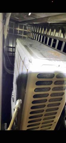 袁崇恩 - 室外機清洗！