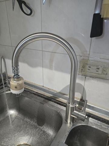 佳銓水電空調工程行 - 廚房龍頭安裝