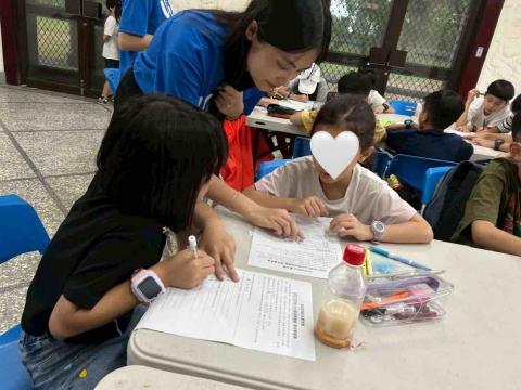 簡琦庭 - 營隊指導學生