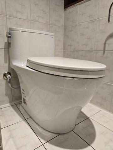 佳銓水電空調工程行 - TOTO馬桶安裝