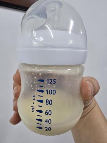 黃麒云-產後無痛泌乳服務 - .