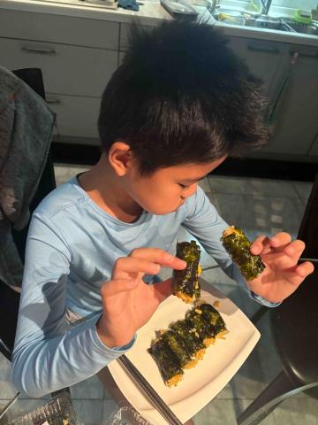 陳靖雅 - 小朋友自行DIY壽司