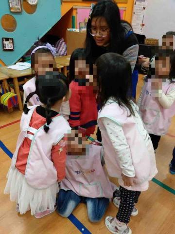 王佑慈 - 帶領孩子玩活動