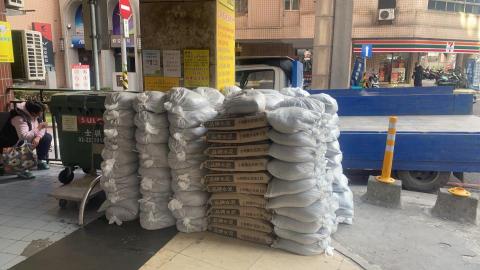 陳嵩翰（大翰） - 建材配送