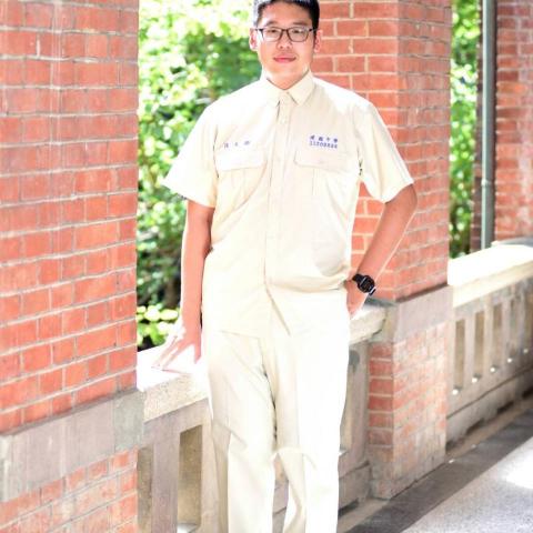 松山區國文家教推薦ck11200886羅文劭