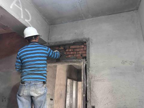 長興工程 - 三峽門頂砌磚安眉樑