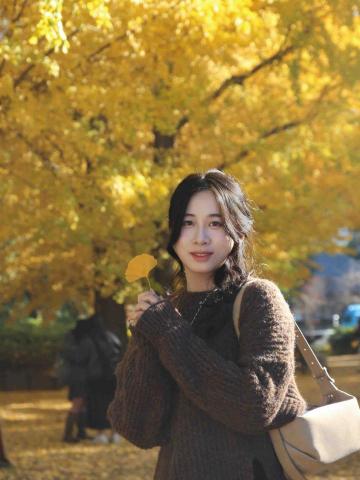 提供台南新秘教學服務的專家苗芳欣