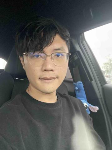 提供嘉義包棟民宿寵物服務的專家王子暟