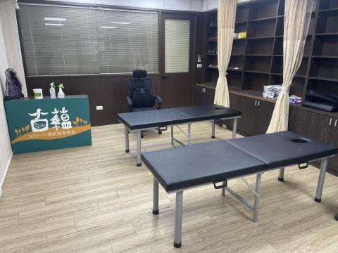 mola CCW (MolaCorpDo) - 工作室中