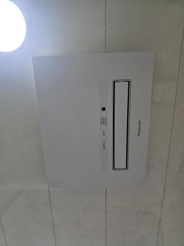 佳銓水電空調工程行 - 國際牌暖風機安裝