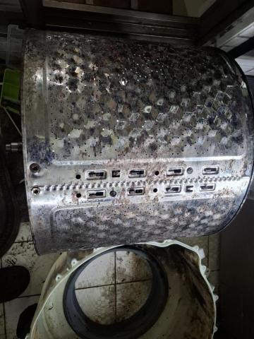 阿仁  ~冷氣 ~洗衣機~清潔~維修保養 - 滾筒式髒污