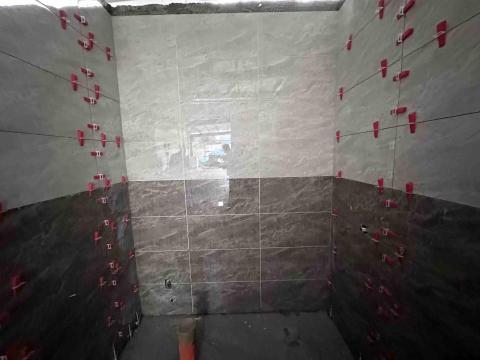 長興工程 - 廁所壁磚