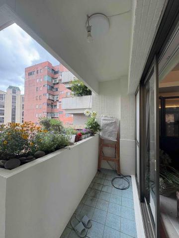 油漆阿國 - 天母案場磁磚改色施工完成