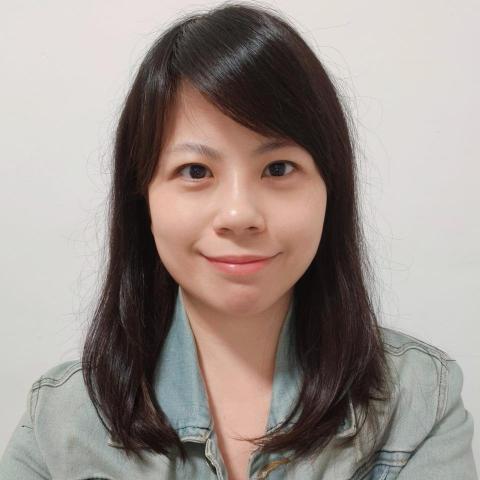 提供配音班服務的專家李佳紜