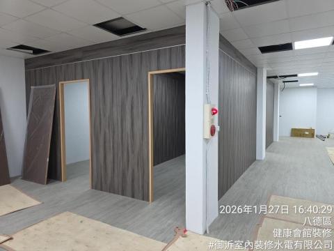 御泝室內裝修水電有限公司 - 木作隔間牆施工中