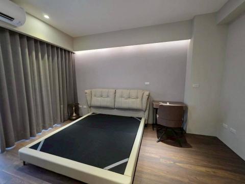 啓揚輕裝修工程(壁紙、窗簾、塑膠地磚) - 