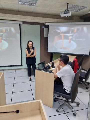 李蕙芸 Jennifer Lee - 台師大MBA碩班職涯專題講座