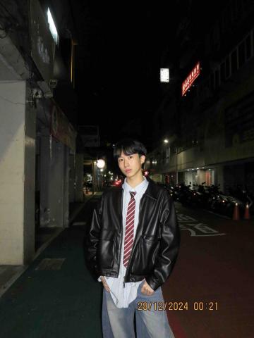 提供仁武地政服務的專家黃霆翊