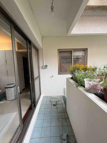 油漆阿國 - 天母案場磁磚改色施工完成