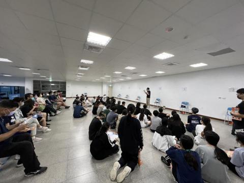 曾浩愷 營養師 - 曾至國北護與學生分享運動營養知識