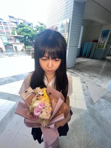 徐佳妤 - 新莊高中114級畢業生