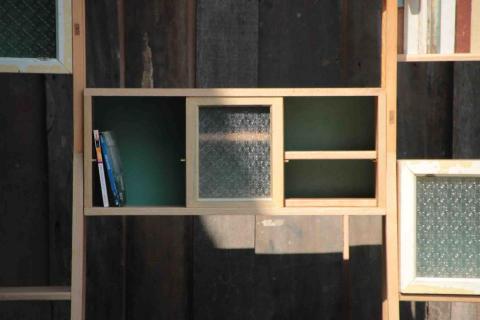 Dsoul_Worker - 舊檜木窗拼新木開放收納櫃（檜木拼橡木）
細節3 中間主櫃