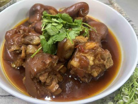 大仁哥 - 滷豬腳