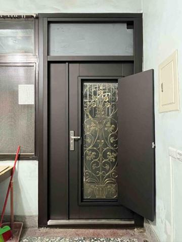 世傑鋼鋁門窗 范先生 - 鍛造花門中門