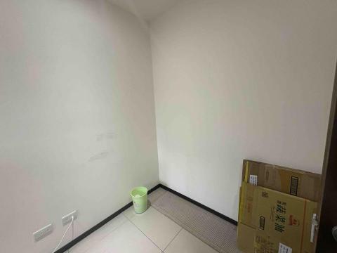 油漆職人阿國 - 桃園蘆竹區劉先生家裡油漆修繕施工圖