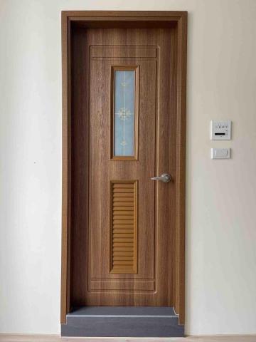 世傑鋼鋁門窗 范先生 - 浴室門