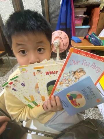 林嘉樂 - 送給孩子的英文書