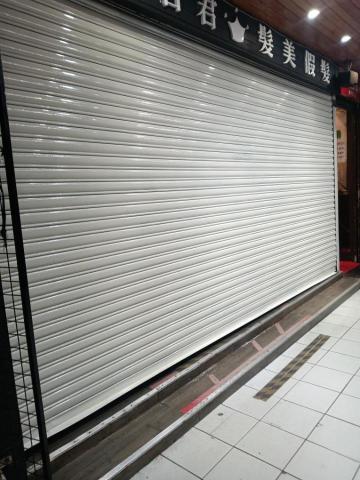 小游 - 大組鐵捲門刷白 