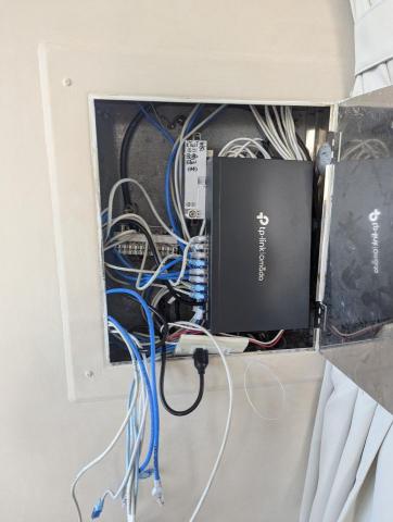 松禾通信有限公司 - 宜蘭芭芭拉民宿三館監控.網路.影像對講機施工