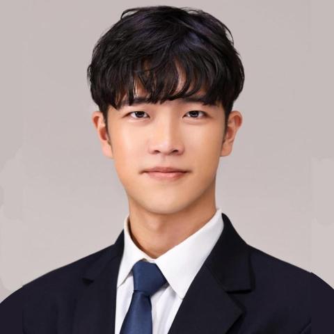 提供韓文翻譯社台中服務的專家國瑋 高中家教