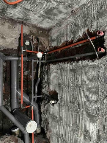 霆翼水電工程行 - 