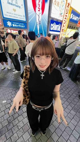 提供手機服務的專家邱于倢