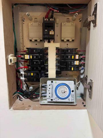 合信水電 - 定時器按裝