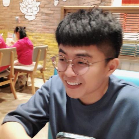 提供短影音課程dcard服務的專家蔡彣綮