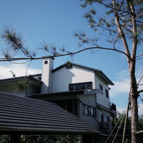 提供格柵服務的專家Chin Wu