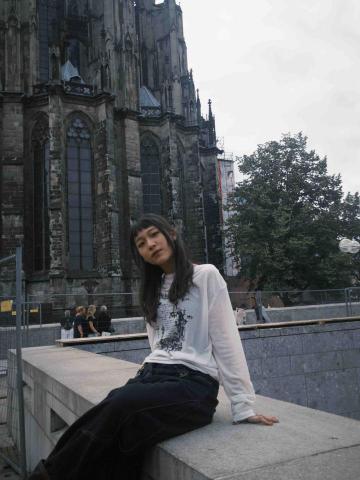 提供藝術行政徵才服務的專家鄭詩蓉