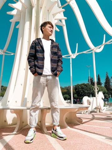 提供adsl wifi服務的專家陳柏翔