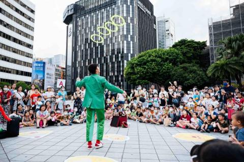 小綠人 Littlegreenman -  