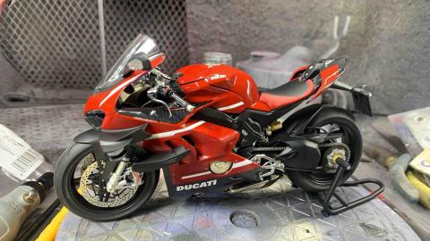 高先生 - 1/12 重機噴塗改造