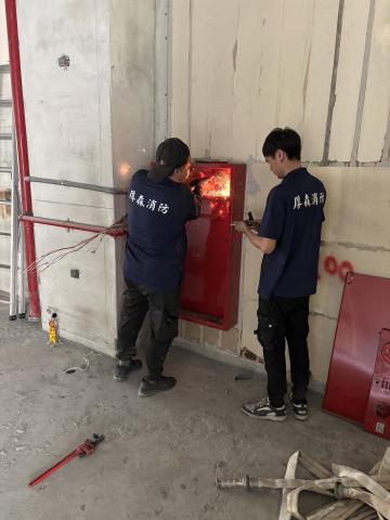 厚森消防工程有限公司 - 舊室內栓箱拆除